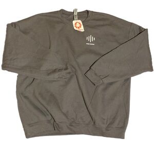 Poshmark Live Show Grey Crew Neck Sweater 2XL